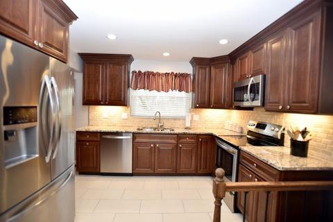 979 Twincrest Ct, Cincinnati, OH 45231 photo 8