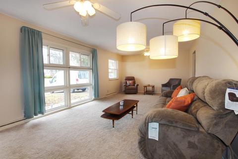 625 Cascade Rd, Forest Park, OH 45240 photo 3