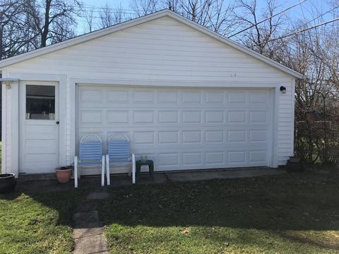5712 Sharp Rd, Dayton, OH 45432 photo 3