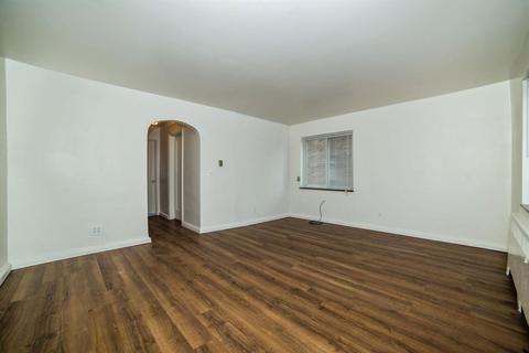 7256 Reading Rd, Cincinnati, OH 45237 photo 10