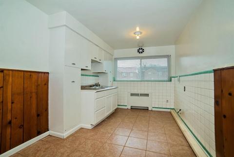 7256 Reading Rd, Cincinnati, OH 45237 photo 7