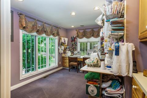 1055 Devils Backbone Rd, Cincinnati, OH 45233 photo 12
