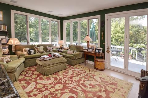 26 Hampton Ln, Cincinnati, OH 45208 photo 9