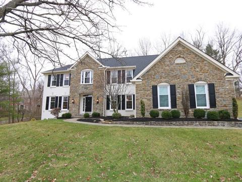618 Ridgestone Dr, Cincinnati, OH 45255 photo 1