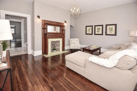 3021 Cleinview Ave, Cincinnati, OH 45206 photo 4