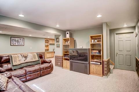 323 Parktrace Ct, Cincinnati, OH 45238 photo 18