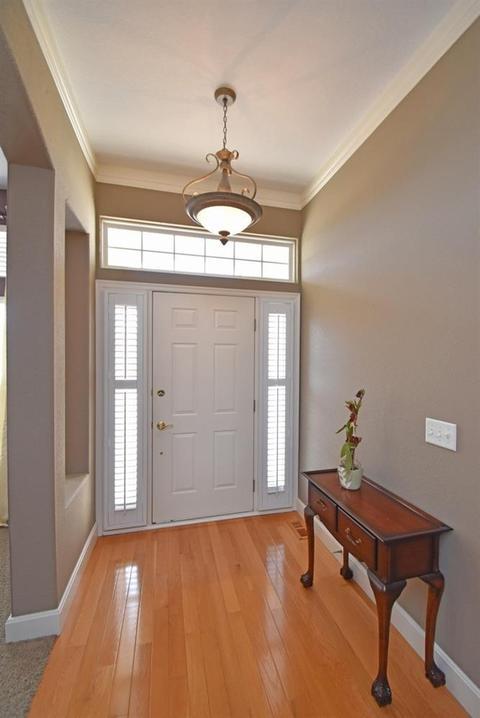 3524 Macpherson Pl, Cincinnati, OH 45245 photo 2