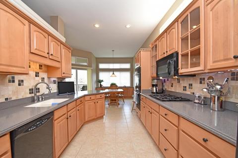 3524 Macpherson Pl, Cincinnati, OH 45245 photo 5