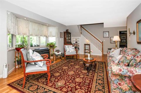 9017 Fox Hunter Ln, Cincinnati, OH 45242 photo 5