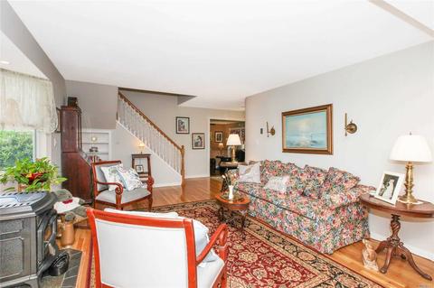 9017 Fox Hunter Ln, Cincinnati, OH 45242 photo 6
