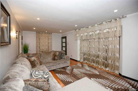 11441 Pippin Rd, Cincinnati, OH 45231 photo 2