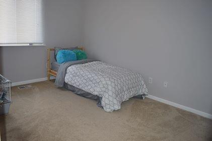1480 Hazelgrove Dr, Cincinnati, OH 45240 photo 4