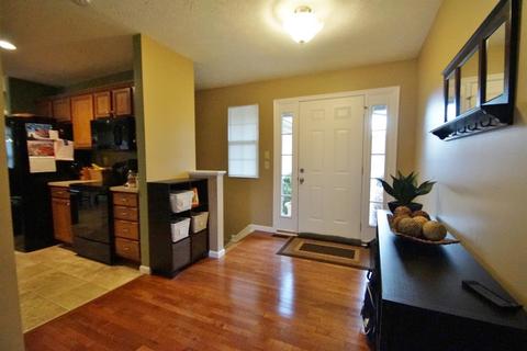 758 Pontius Rd, Cincinnati, OH 45233 photo 2
