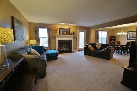 758 Pontius Rd, Cincinnati, OH 45233 photo 4