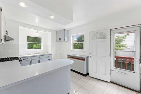 1917 Ebenezer Rd, Cincinnati, OH 45233 photo 5