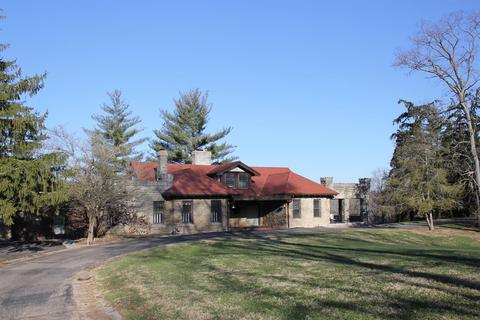 1449 Covered Bridge Rd, Cincinnati, OH 45231 photo 3