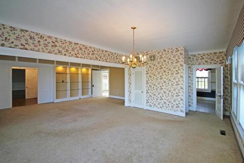 1449 Covered Bridge Rd, Cincinnati, OH 45231 photo 11