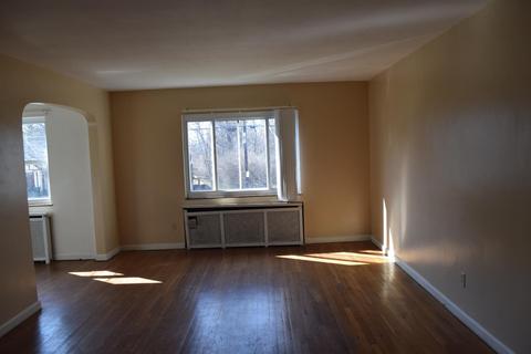 2431 N Bend Rd, Cincinnati, OH 45239 photo 9