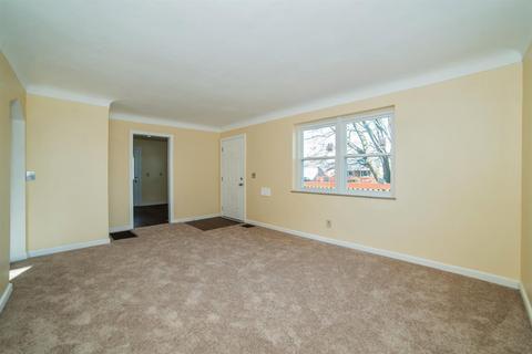 1643 Joseph Ct, Cincinnati, OH 45231 photo 6