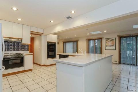 952 Springbrook Dr, Cincinnati, OH 45224 photo 17