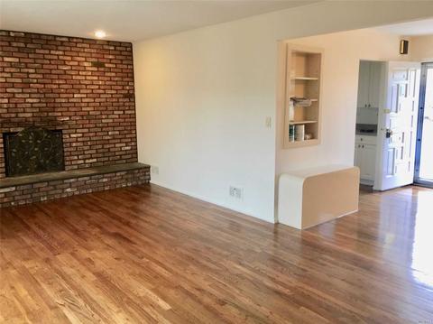 1875 Greenpine Dr, Cincinnati, OH 45231 photo 5