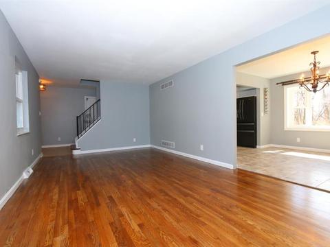 1875 Greenpine Dr, Cincinnati, OH 45231 photo 9