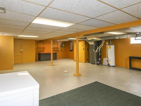 1610 Marilyn Ln, Cincinnati, OH 45231 photo 24