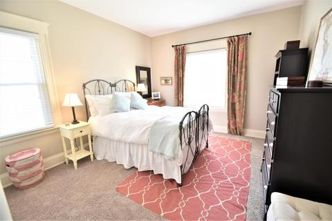 2866 Markbreit Ave, Cincinnati, OH 45209 photo 16