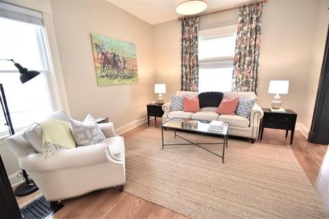 2866 Markbreit Ave, Cincinnati, OH 45209 photo 5