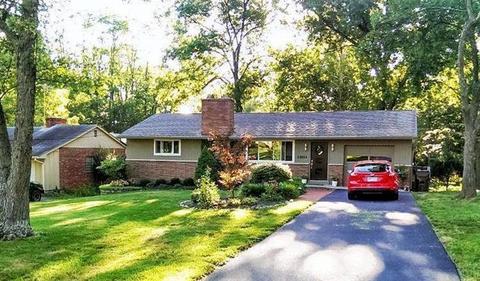 8798 Long Ln, Cincinnati, OH 45231 photo 3