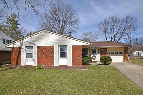 956 Harkin Dr, Forest Park, OH 45240 photo 2