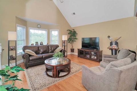 8745 Mockingbird Ln, Cincinnati, OH 45231 photo 2