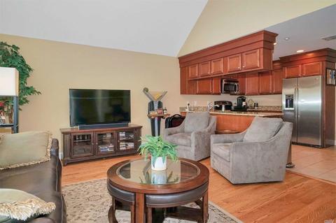8745 Mockingbird Ln, Cincinnati, OH 45231 photo 6