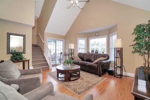 8745 Mockingbird Ln, Cincinnati, OH 45231 photo 5
