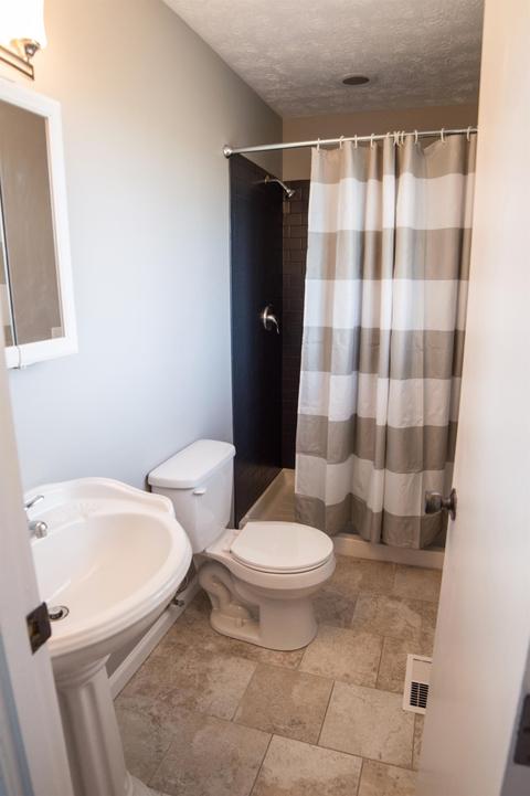 1724 Fallbrook Ln, Cincinnati, OH 45240 photo 15