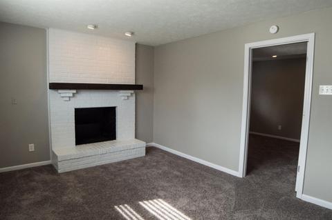 1724 Fallbrook Ln, Cincinnati, OH 45240 photo 17