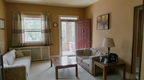 2392 Galbraith Rd, Cincinnati, OH 45237 photo 3