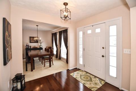 6602 Farmbrook Ct, Mason, OH 45040 photo 2