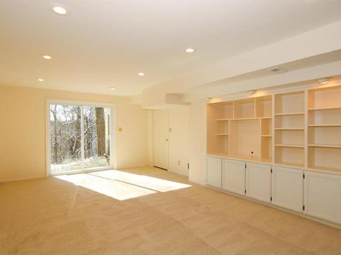 9049 Winthrop Dr, Montgomery, OH 45249 photo 17