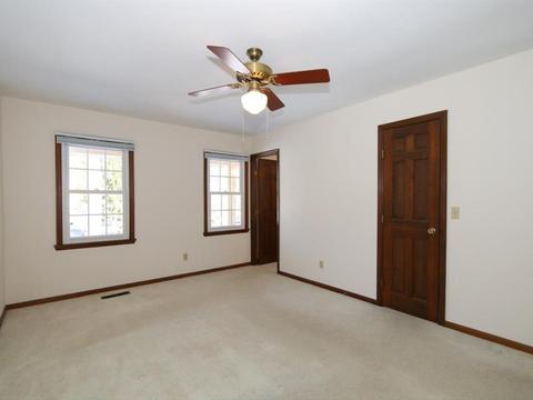 9049 Winthrop Dr, Montgomery, OH 45249 photo 14