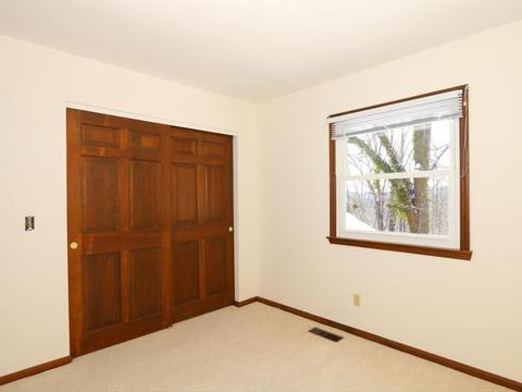 9049 Winthrop Dr, Montgomery, OH 45249 photo 20
