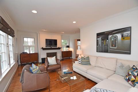 3323 Observatory Ave, Cincinnati, OH 45208 photo 3