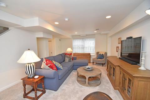 3323 Observatory Ave, Cincinnati, OH 45208 photo 17