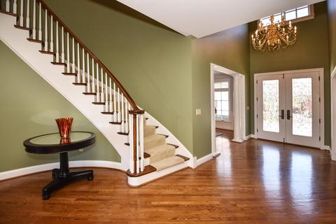 5 Hampton Ln, Cincinnati, OH 45208 photo 4