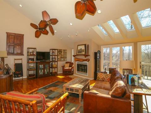 3770 Fallentree Ln, Blue Ash, OH 45236 photo 3