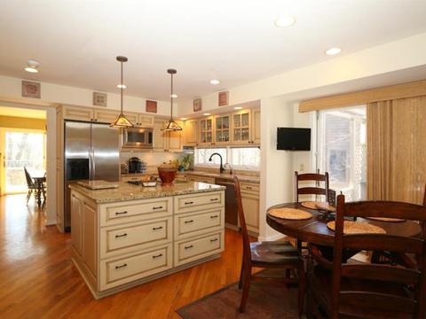 3770 Fallentree Ln, Blue Ash, OH 45236 photo 11