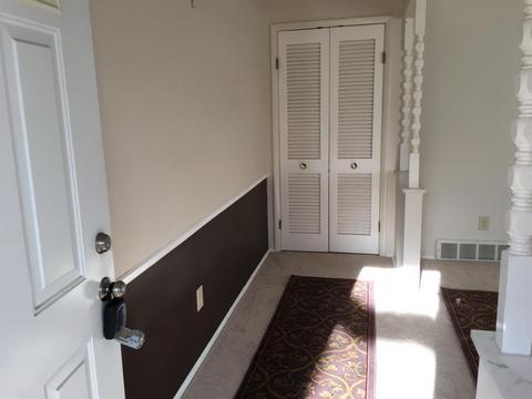 9548 Leebrook Dr, Cincinnati, OH 45231 photo 4