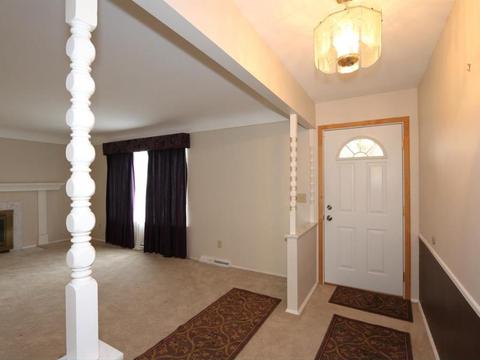 9548 Leebrook Dr, Cincinnati, OH 45231 photo 6