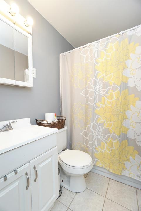 10443 Maria Ave, Cincinnati, OH 45231 photo 13