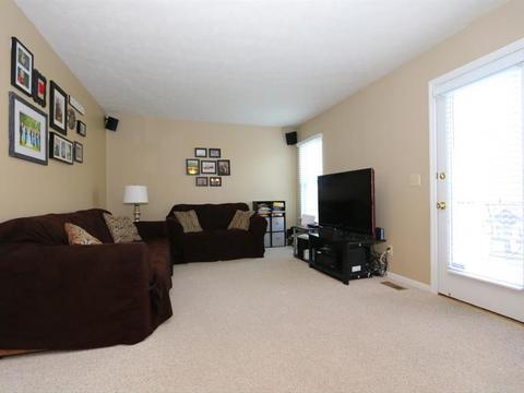 4640 Laurel View Dr, Cincinnati, OH 45244 photo 8